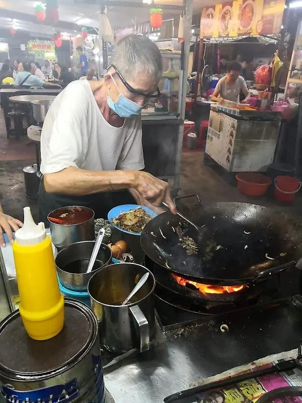 Lodge 22, 5 Min Walk To Adventist & Pulau Tikus Market George Town Guest house